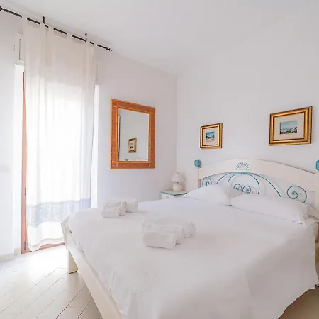 Pgs Immobiliare Srls - Cala Maiore 1 Trilocale Con Terrazza E Piscina Condominiale